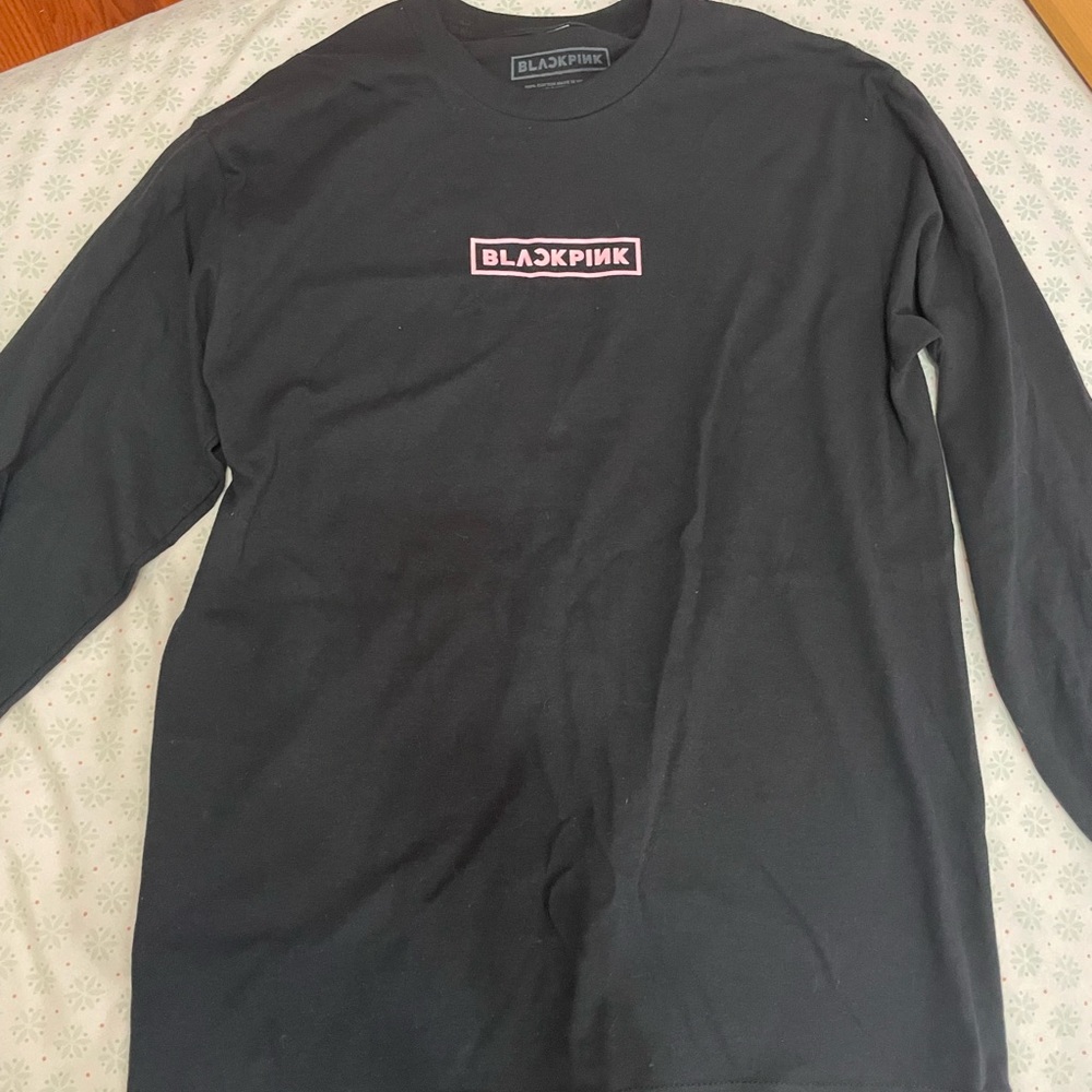 OFFICIAL BLACKPINK MERCH TOUR SHIRT